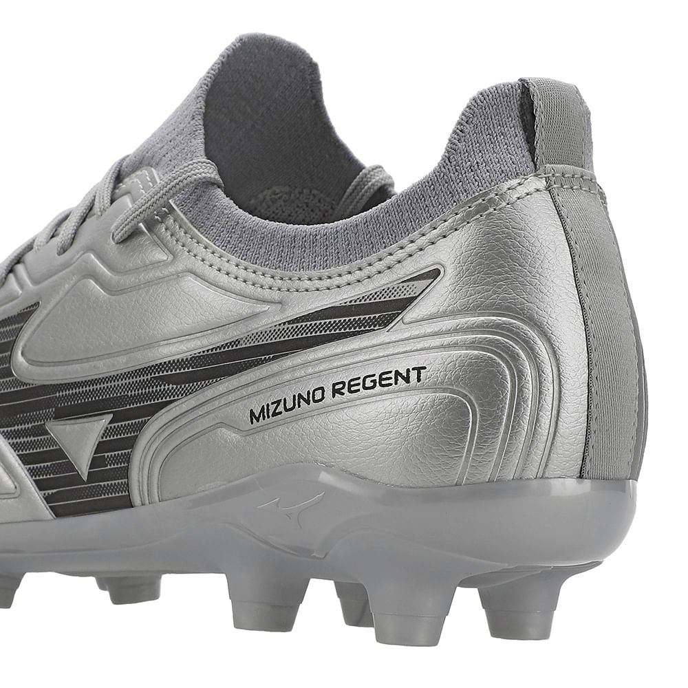 Chuteira de Campo Mizuno Regent MD Masculina Prata 8