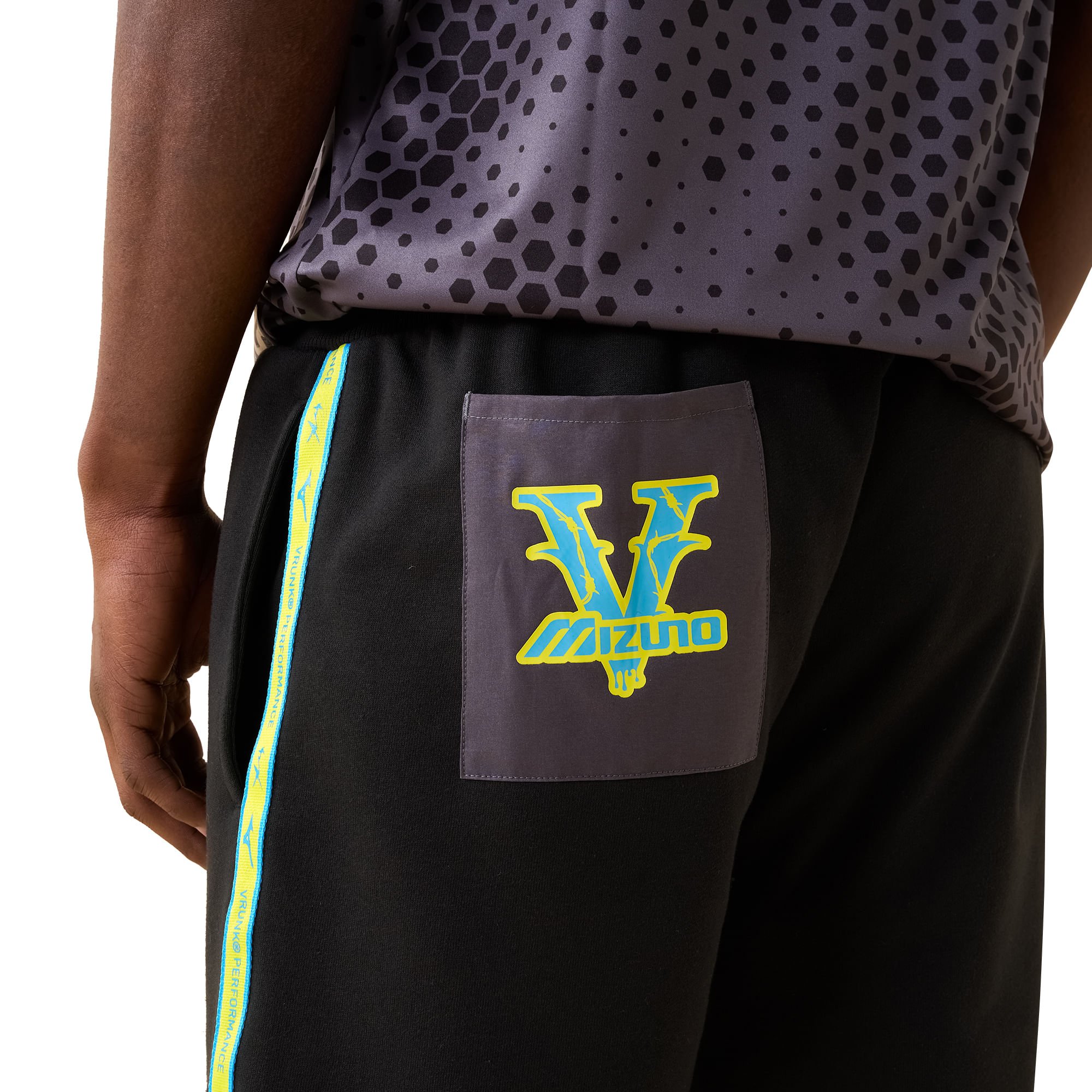 Shorts Casual Vrunk x Mizuno Preto 5