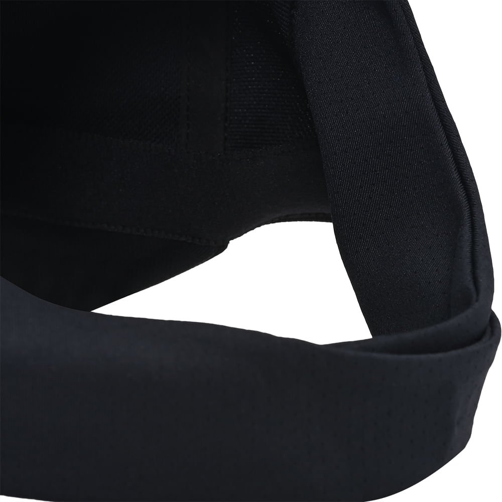 Boné de Treino Feminino Under Armour Blitzing Wrapback Preto 7