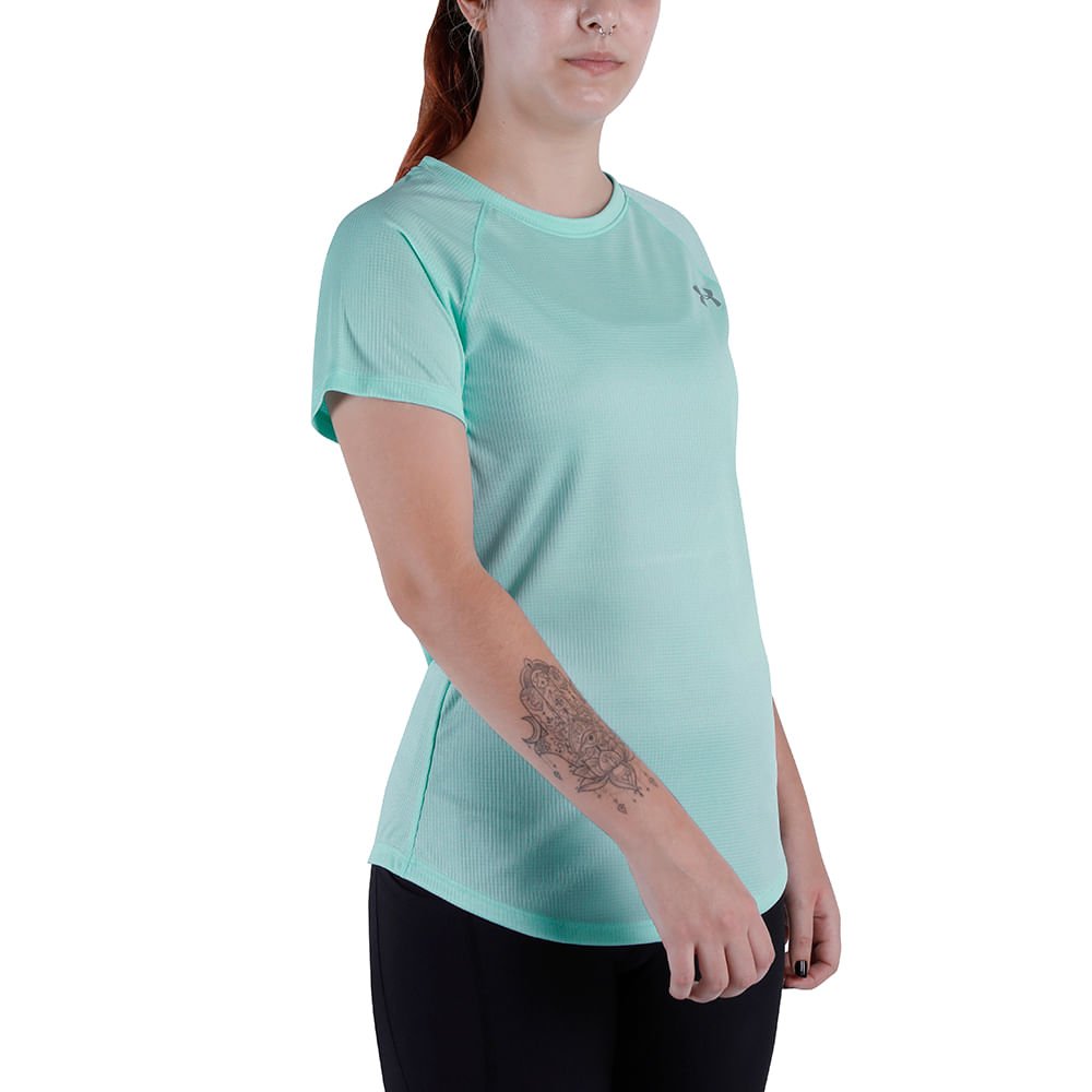Blusas e camisetas de corrida femininas: descubra a melhor seleção