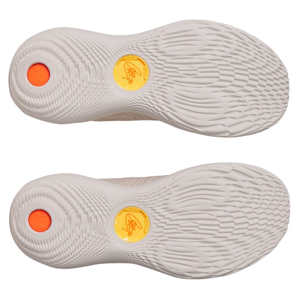 Tênis de Basquete Under Armour Curry Saturn Bege 5