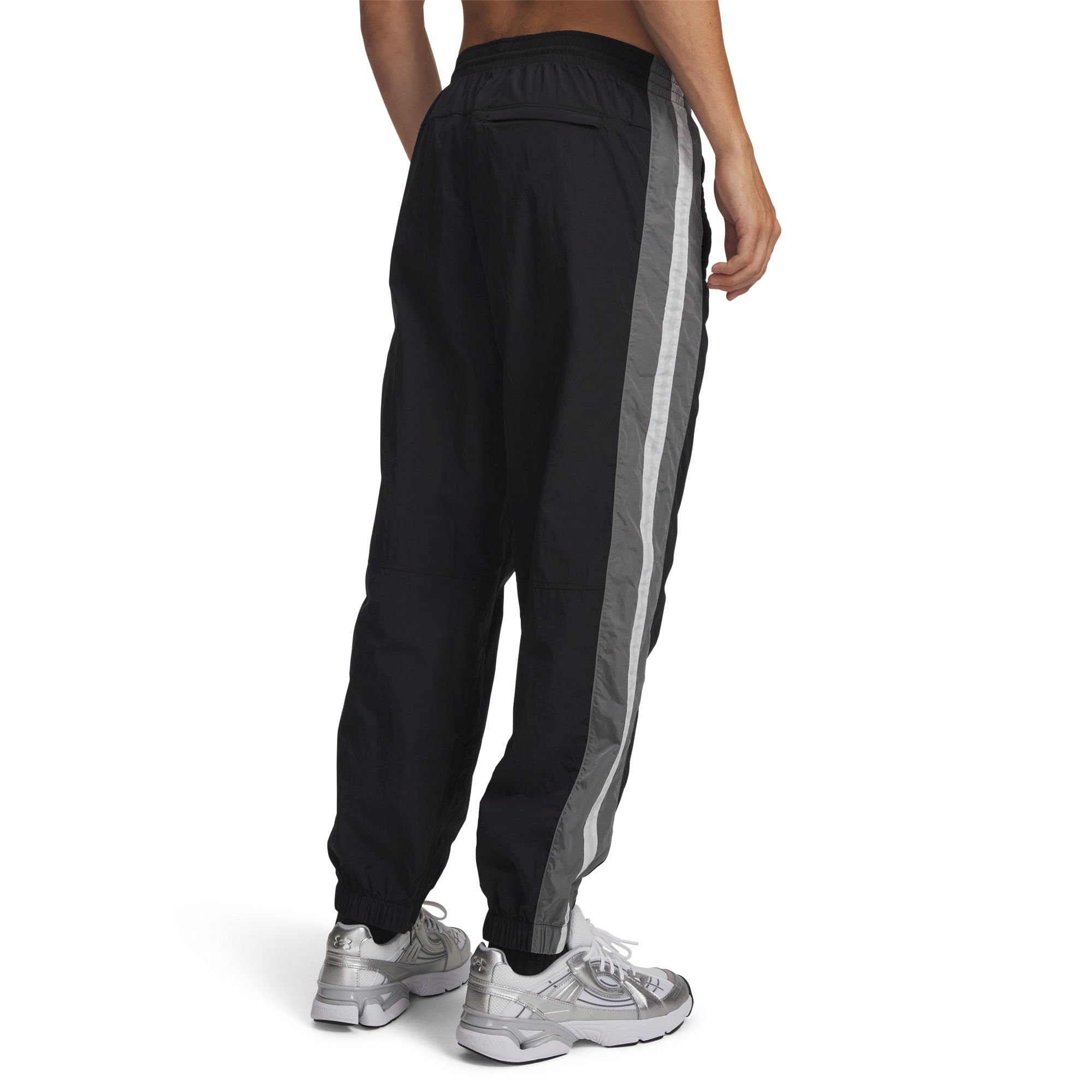 Calça Sportstyle Under Armour Track Preto 3