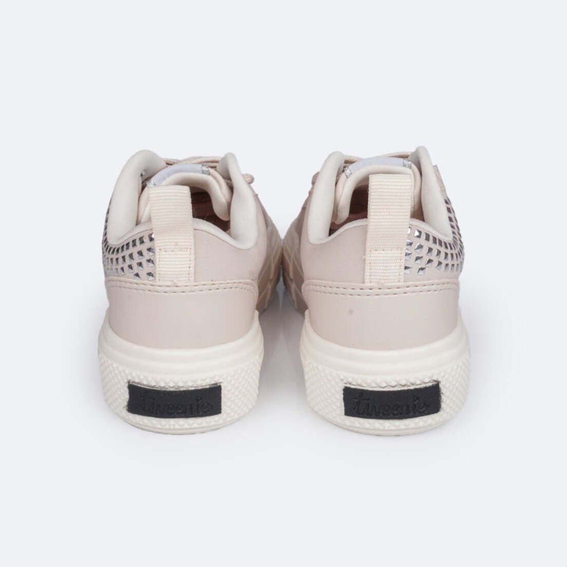 Tênis Menina Tweenie Space Sintético Tachas Nude Bege 2