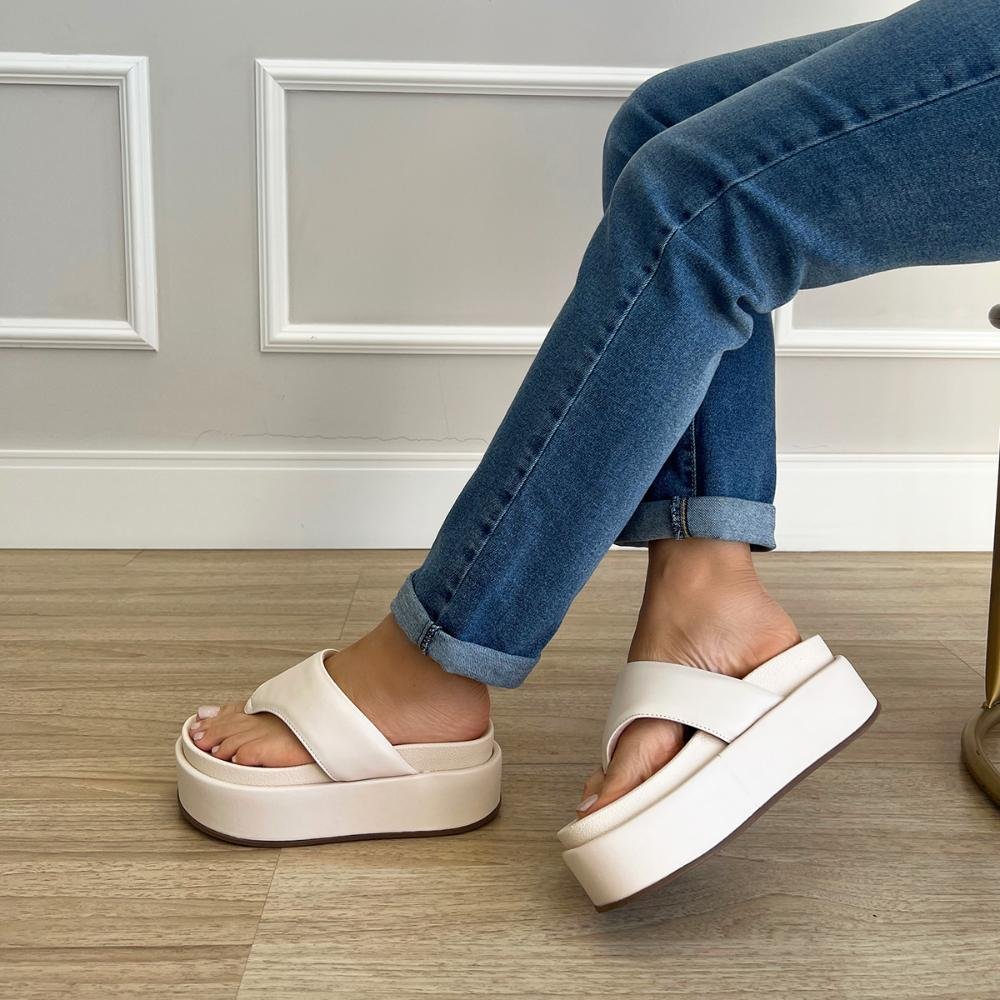 Flat Tamanco Dedo Avril Off White Branco 5