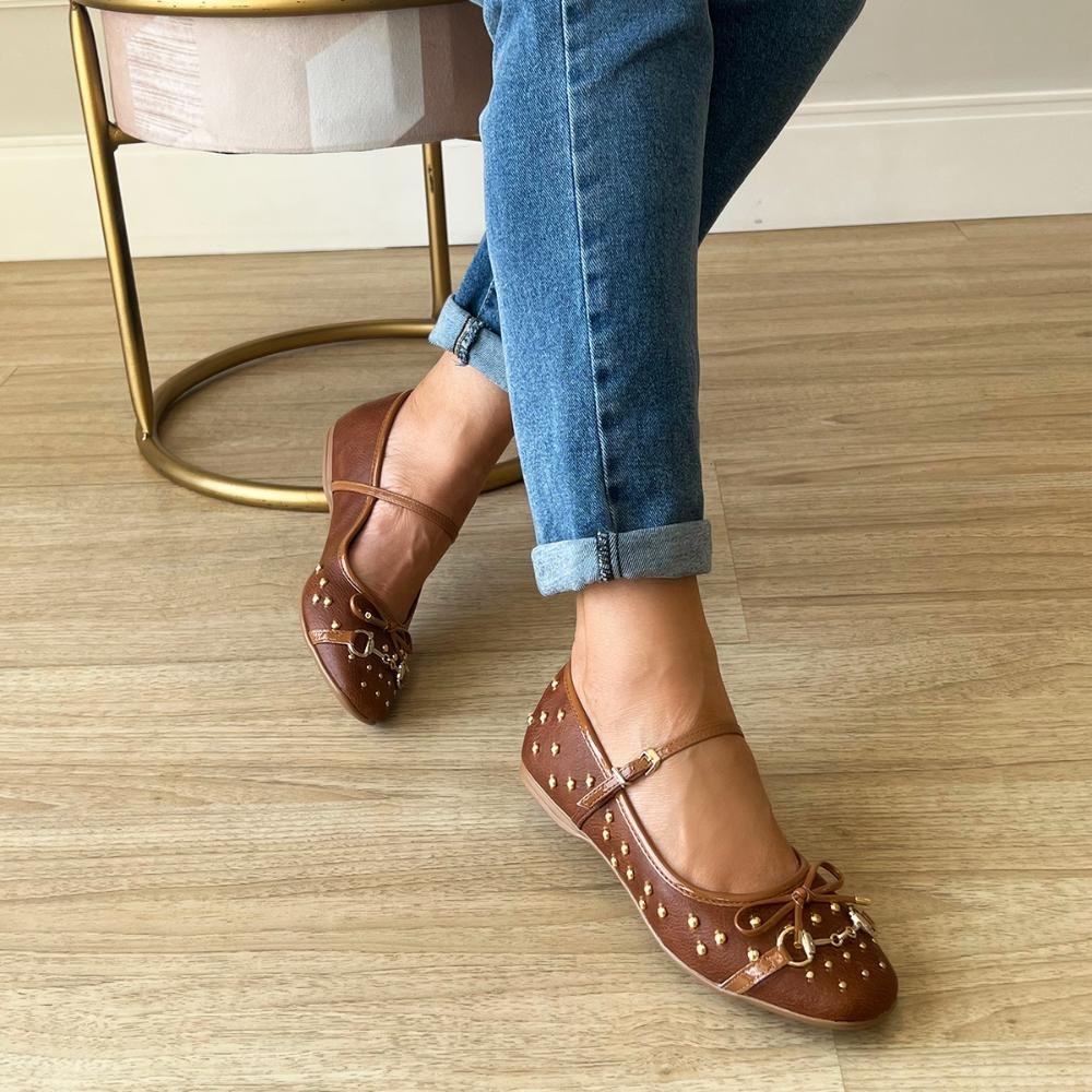 Sapatilha Amanda Tachas Laço Caramelo Marrom 7