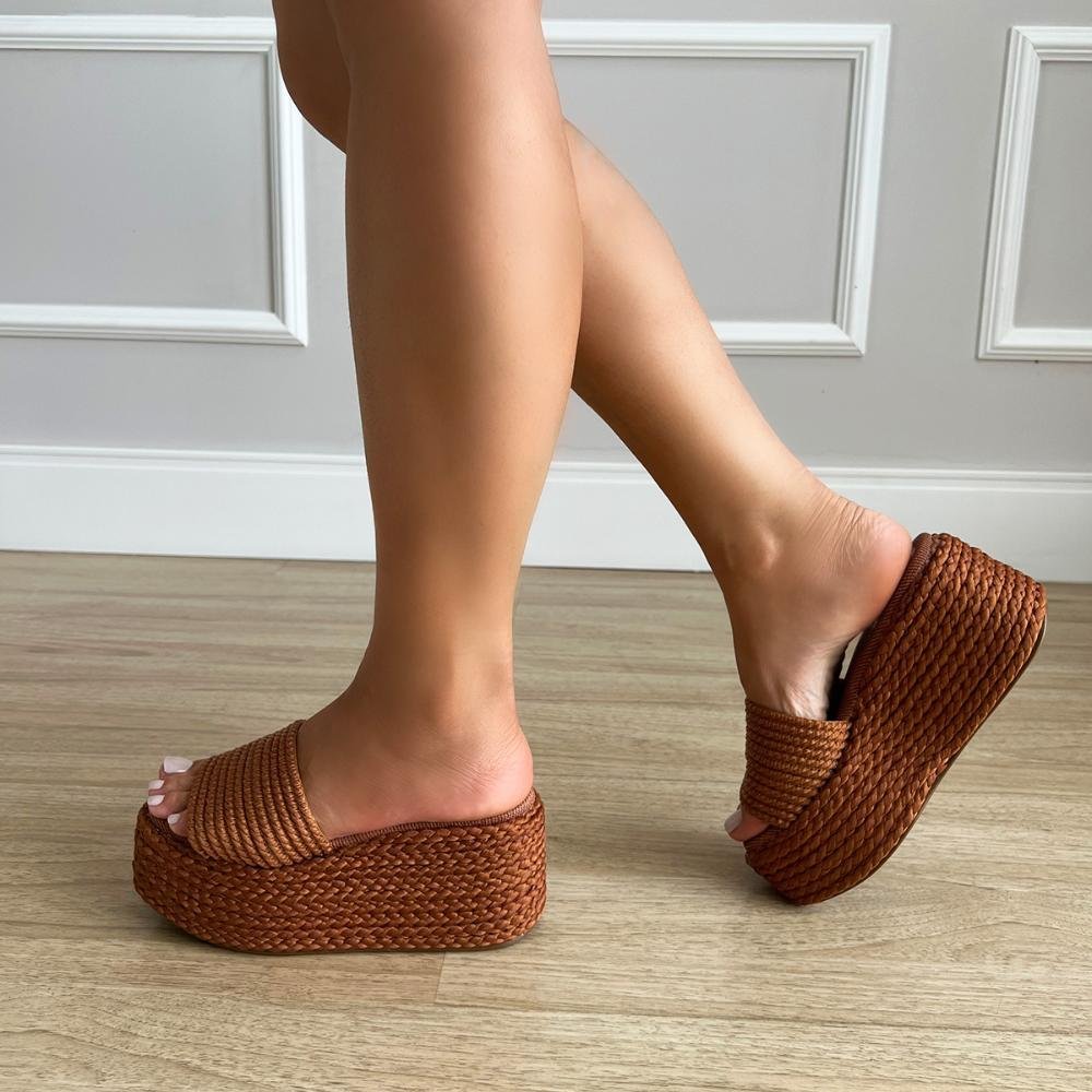 Sandália Flat Plataforma Cordas Jully Caramelo Marrom 4