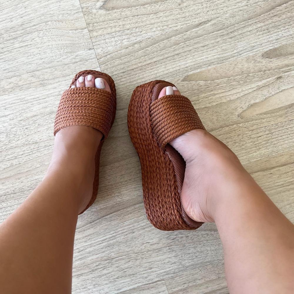 Sandália Flat Plataforma Cordas Jully Caramelo Marrom 7