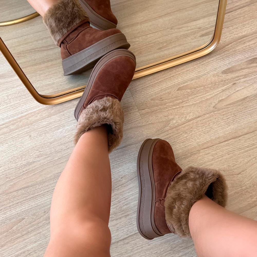 Bota de Pelos Forrada Salto Plataforma Cano Médio Caramelo Caramelo 4