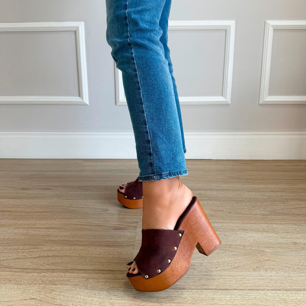 Tamanco Plataforma Boho Tachas Camurça Marrom Marrom 7