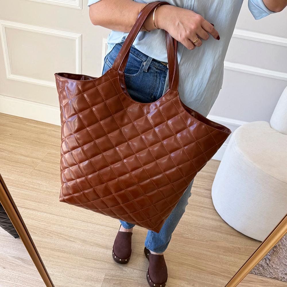 Bolsa Saco Grande 2 em 1 Matelassê Mannu Caramelo Caramelo 2