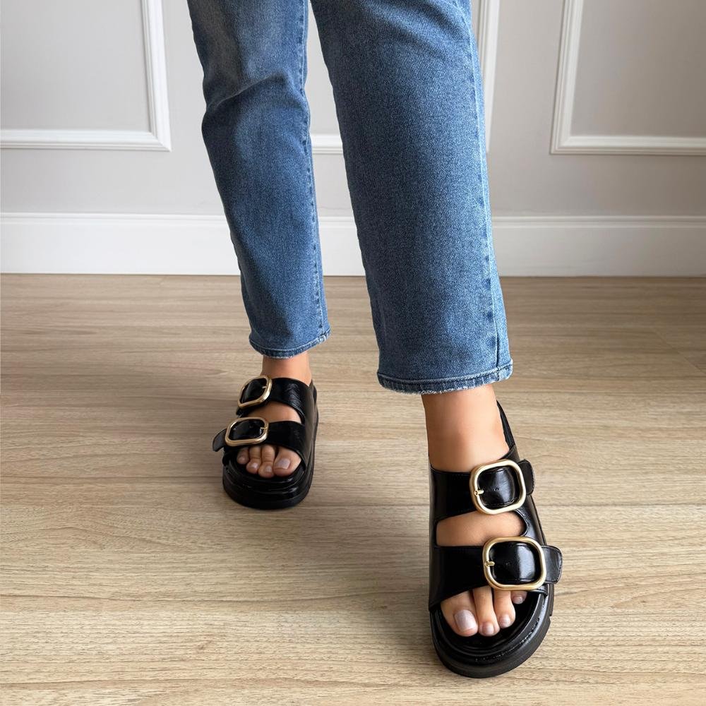 Sandália Flat Maya Preto Fivelas Dourada Preto 7