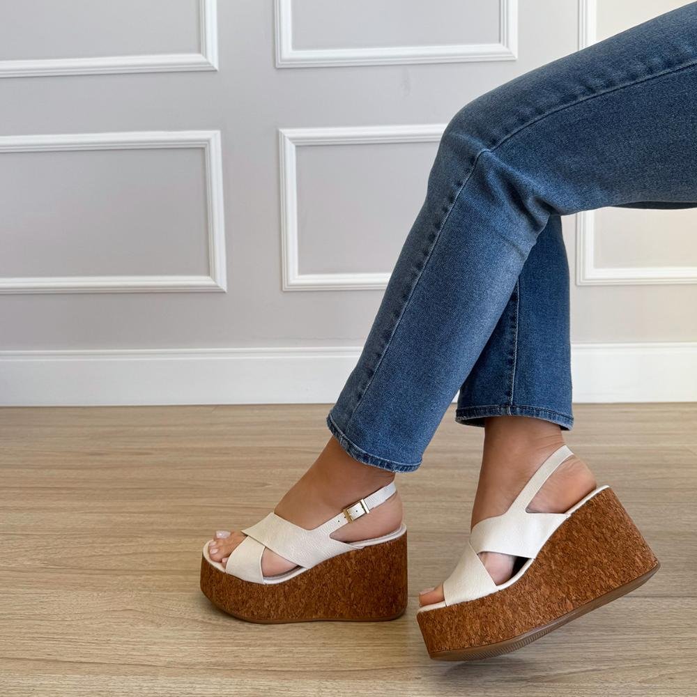 Karina - Sandália Plataforma Anabela Tiras Cruzadas Off White Off White 5