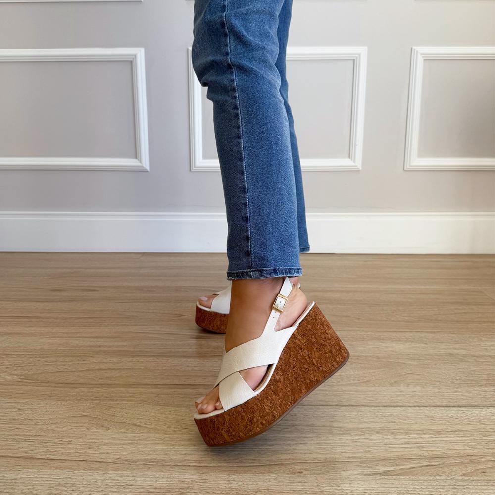 Karina - Sandália Plataforma Anabela Tiras Cruzadas Off White Off White 7