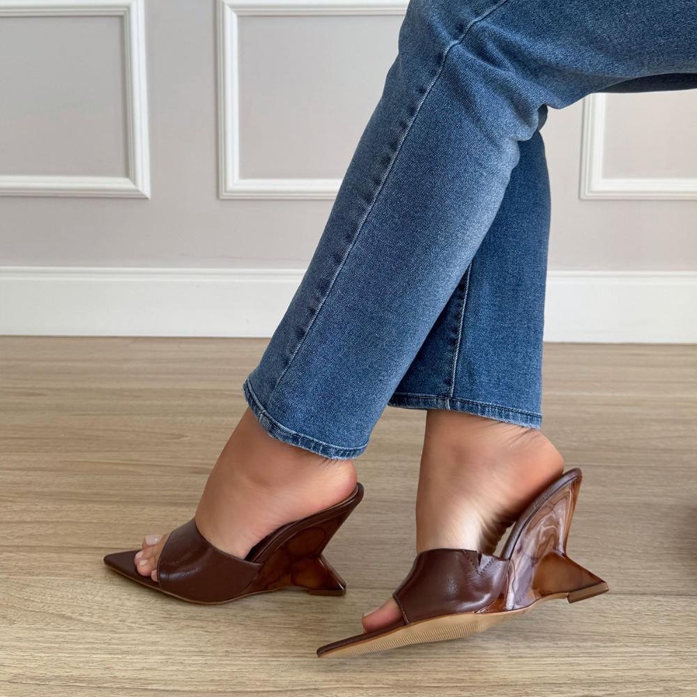 Beatriz - Tamanco Open Mule Couro Legítimo Marrom Salto Mármore Marrom 2