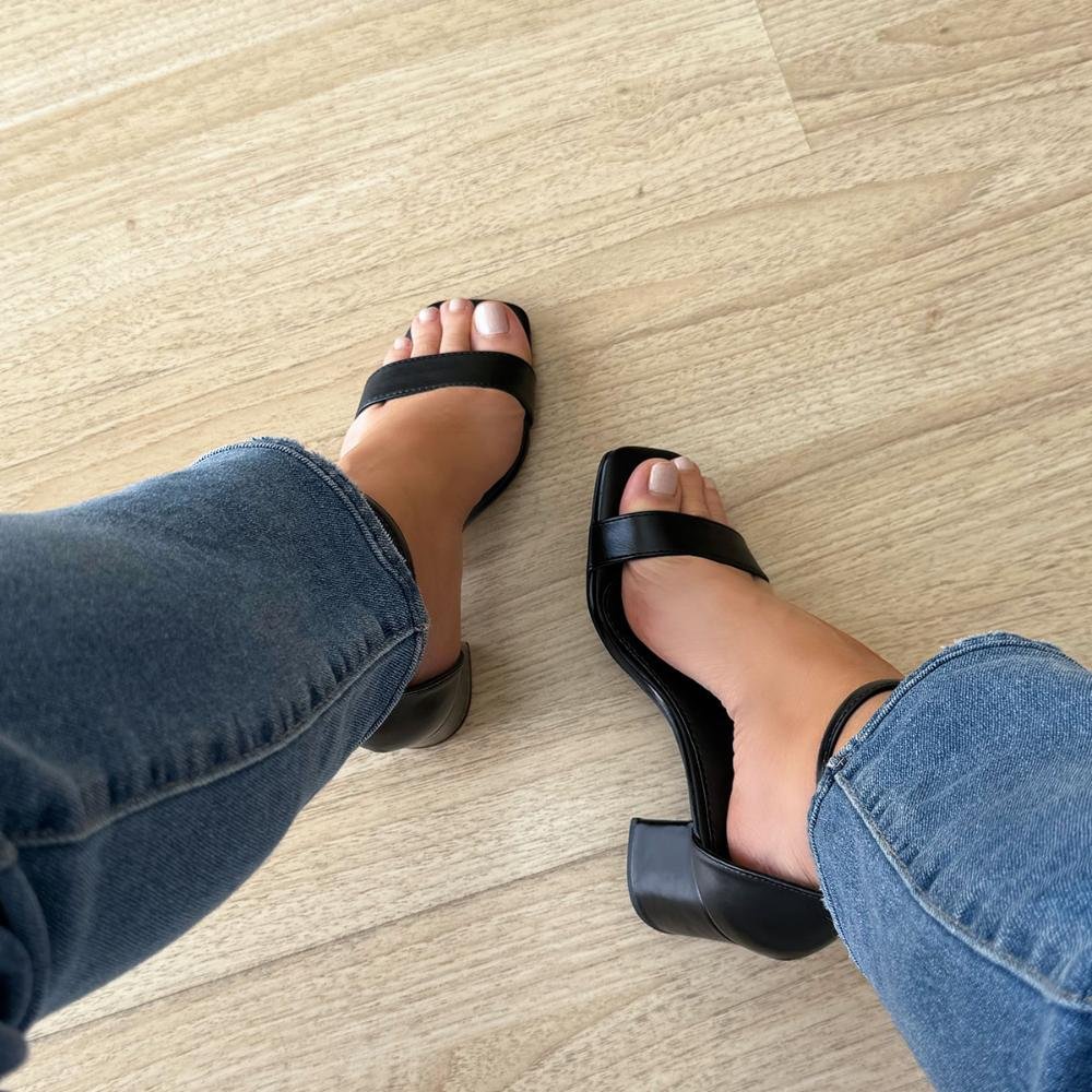 Gisele - Sandália Feminina Preta com Salto Bloco Médio Preto 3
