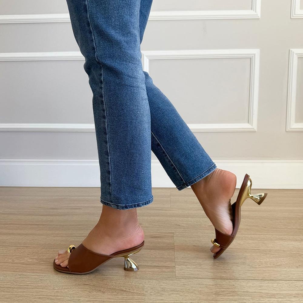 Clarissa - Sandália Feminina Marrom Salto Taça Dourado Marrom 3