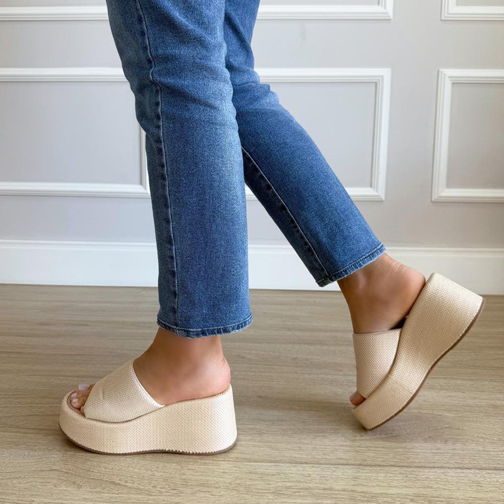 Danusa - Tamanco Plataforma Texturizado Palha Bege Bege 5