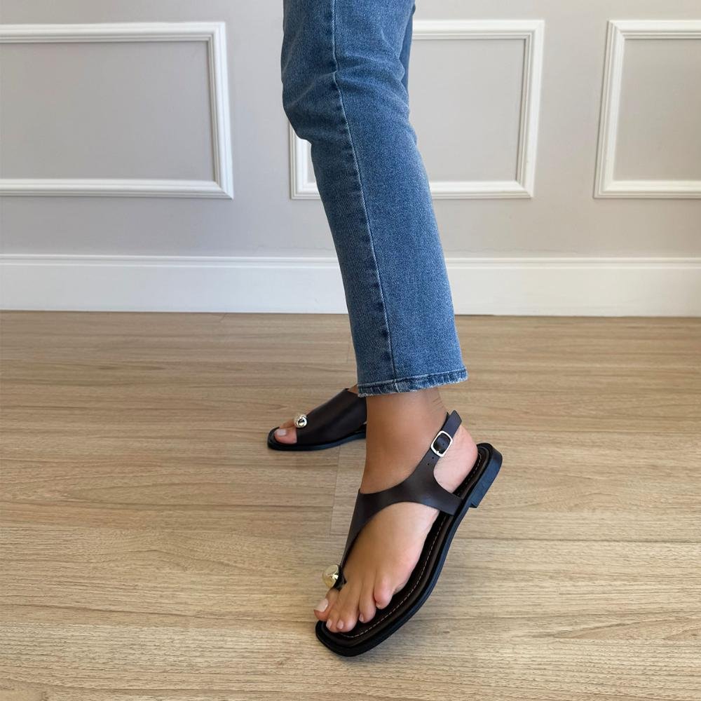 Dalila - Sandália Rasteira Marrom Minimal Metal Detalhe Moderno Marrom 6