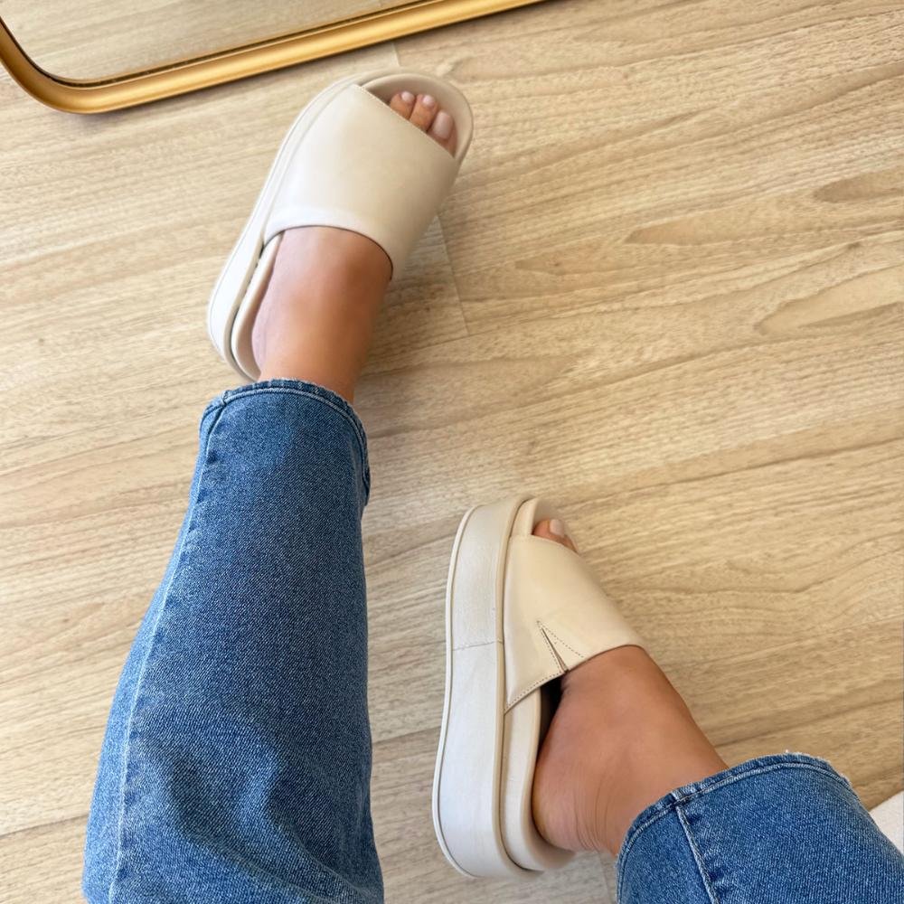 Luma - Flat Tamanco Couro Legítimo Off White Branco 5