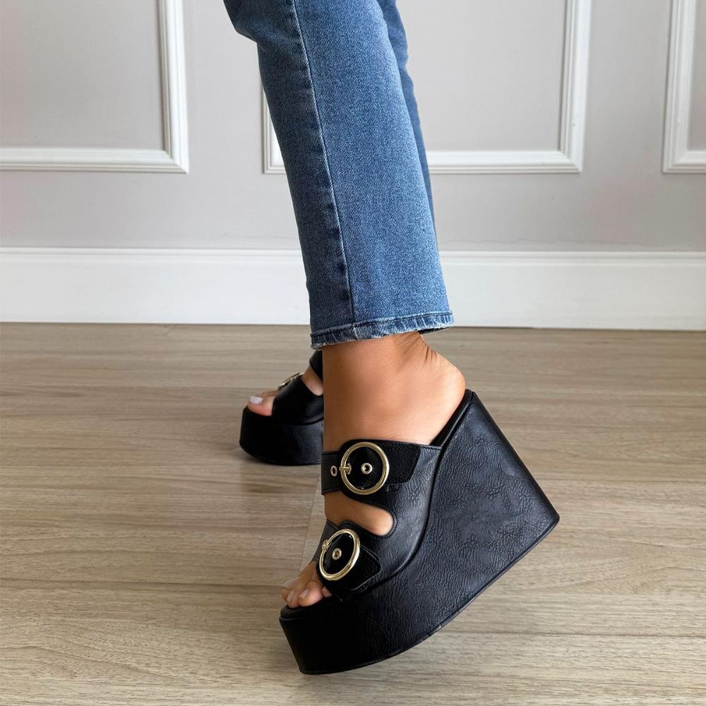 Luany - Tamanco Plataforma Preto com Fivelas Douradas Preto 7