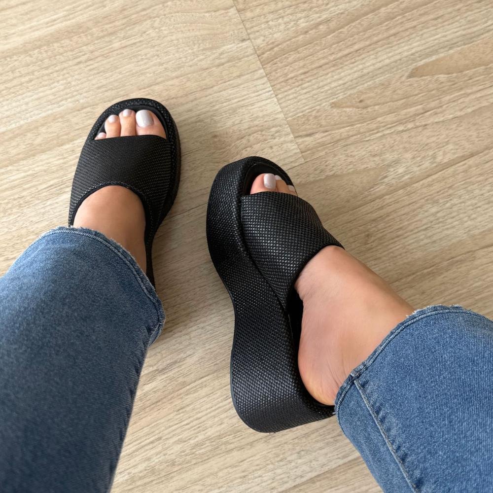 Danusa - Tamanco Plataforma Texturizado Palha Preto Preto 5