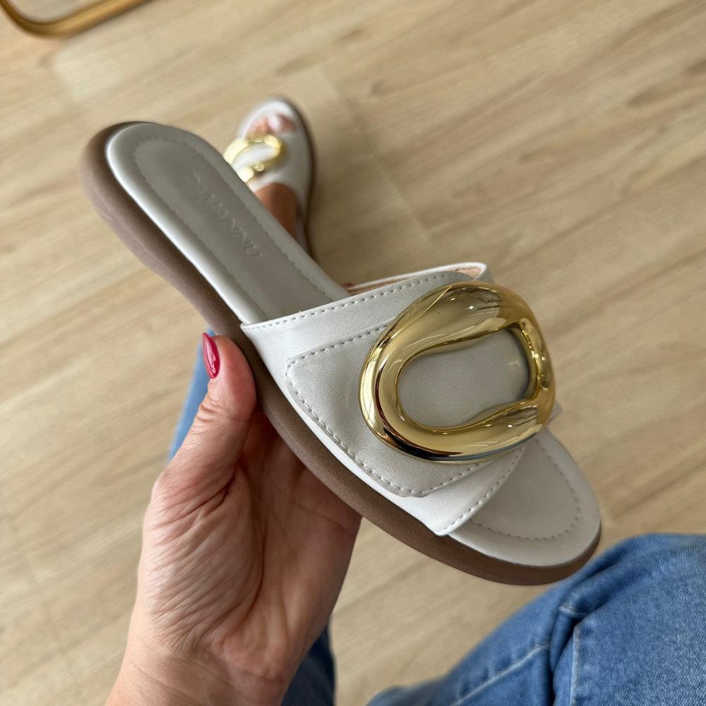Niky - Rasteira Minimalista Aplique Dourado Orgânico Branco 2