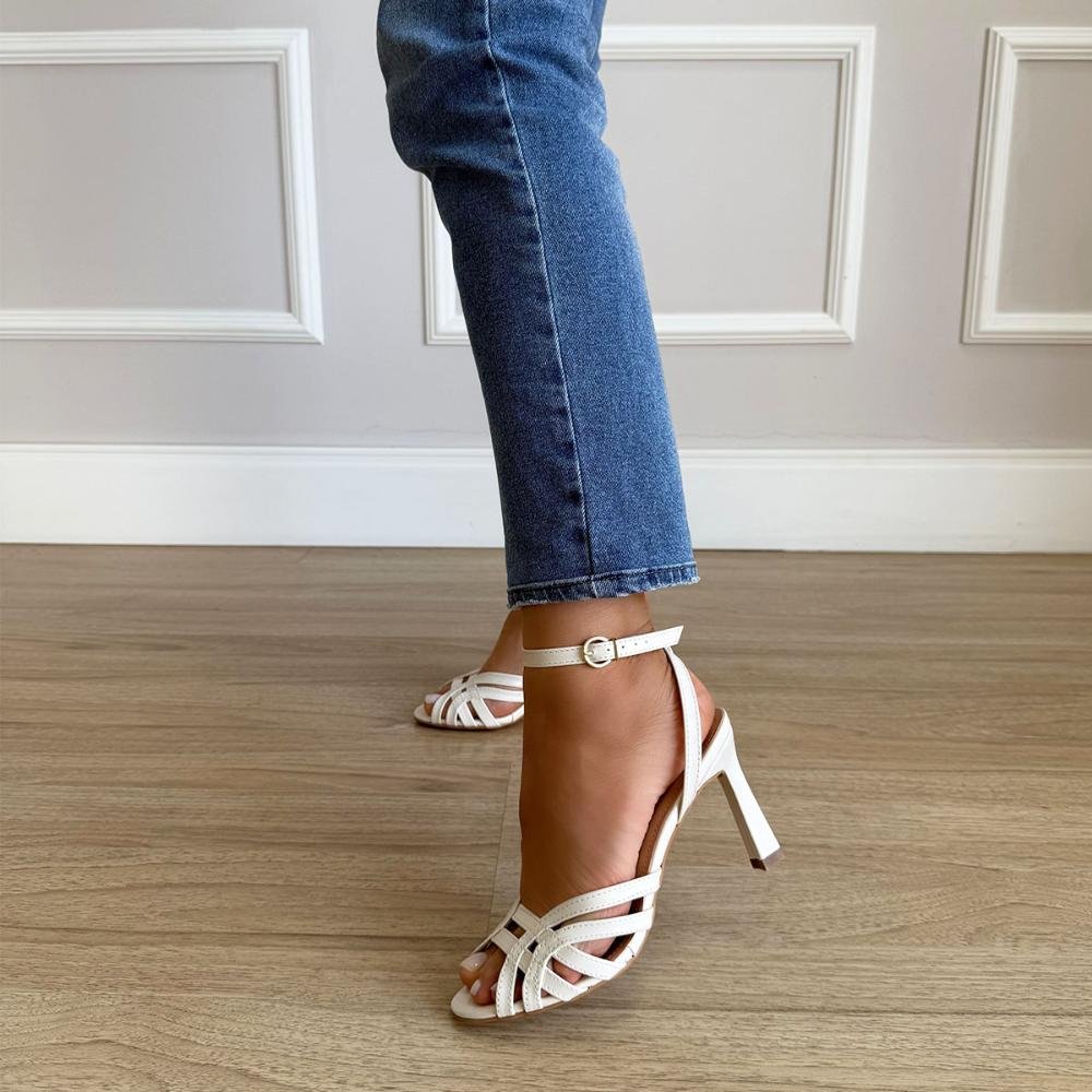 Janet - Sandália Feminina Salto Alto Tiras Elegante Off White Branco 7