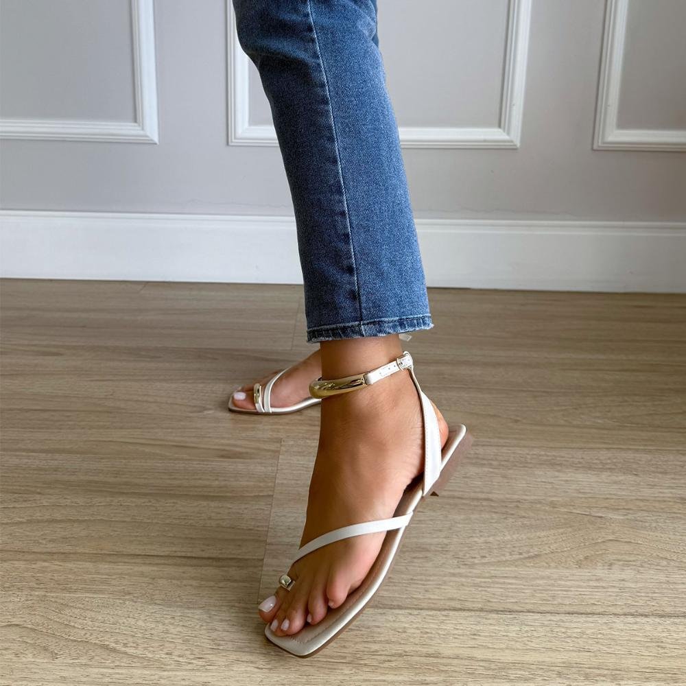 Michely - Rasteira Fashion Minimalista Off White com Detalhes Dourados Branco 7