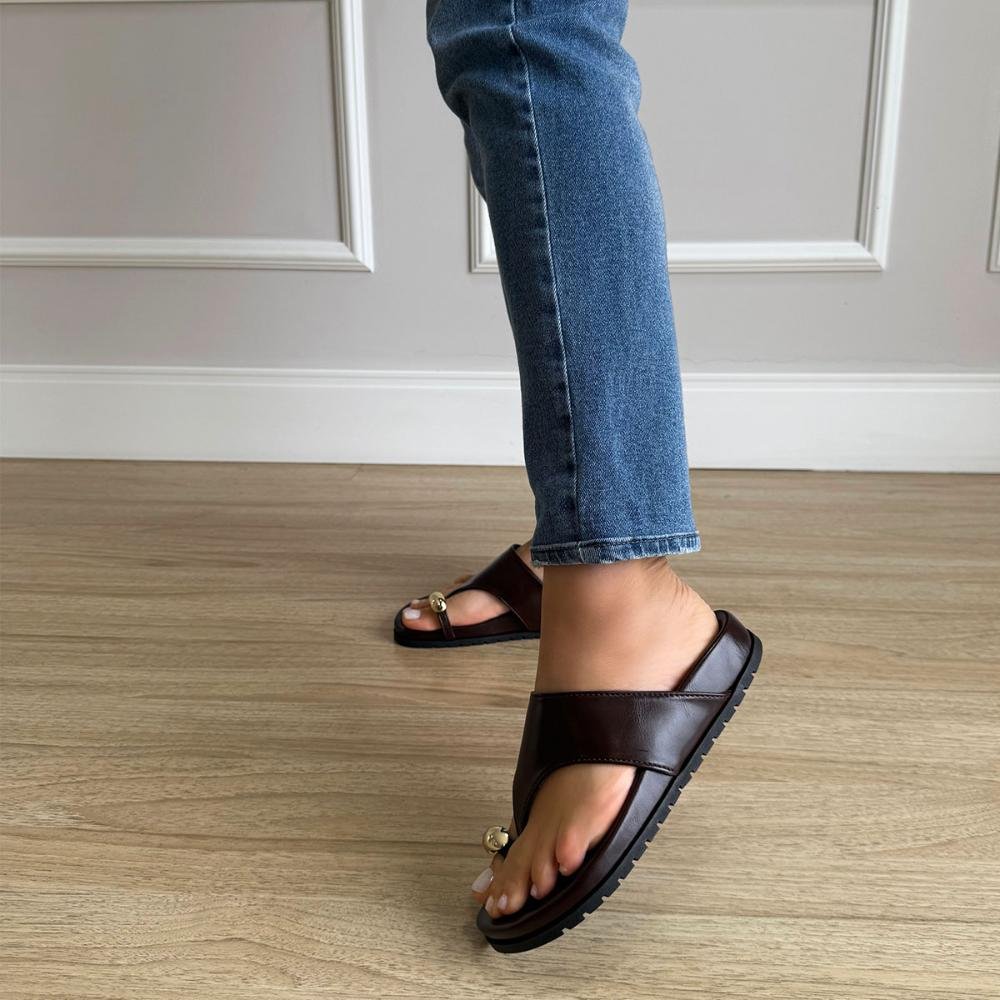 Liza - Papete Flat Anatômica com Detalhe Metalizado no Dedo Marrom 6