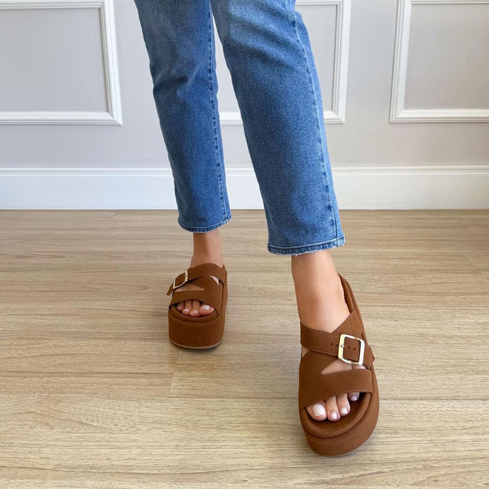 Anita - Flat Plataforma Caramelo com Fivela Ajustável Marrom 7