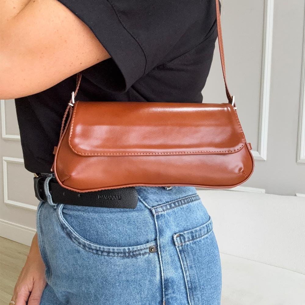 Megan - Bolsa Baguete Minimalista Caramelo Marrom 4