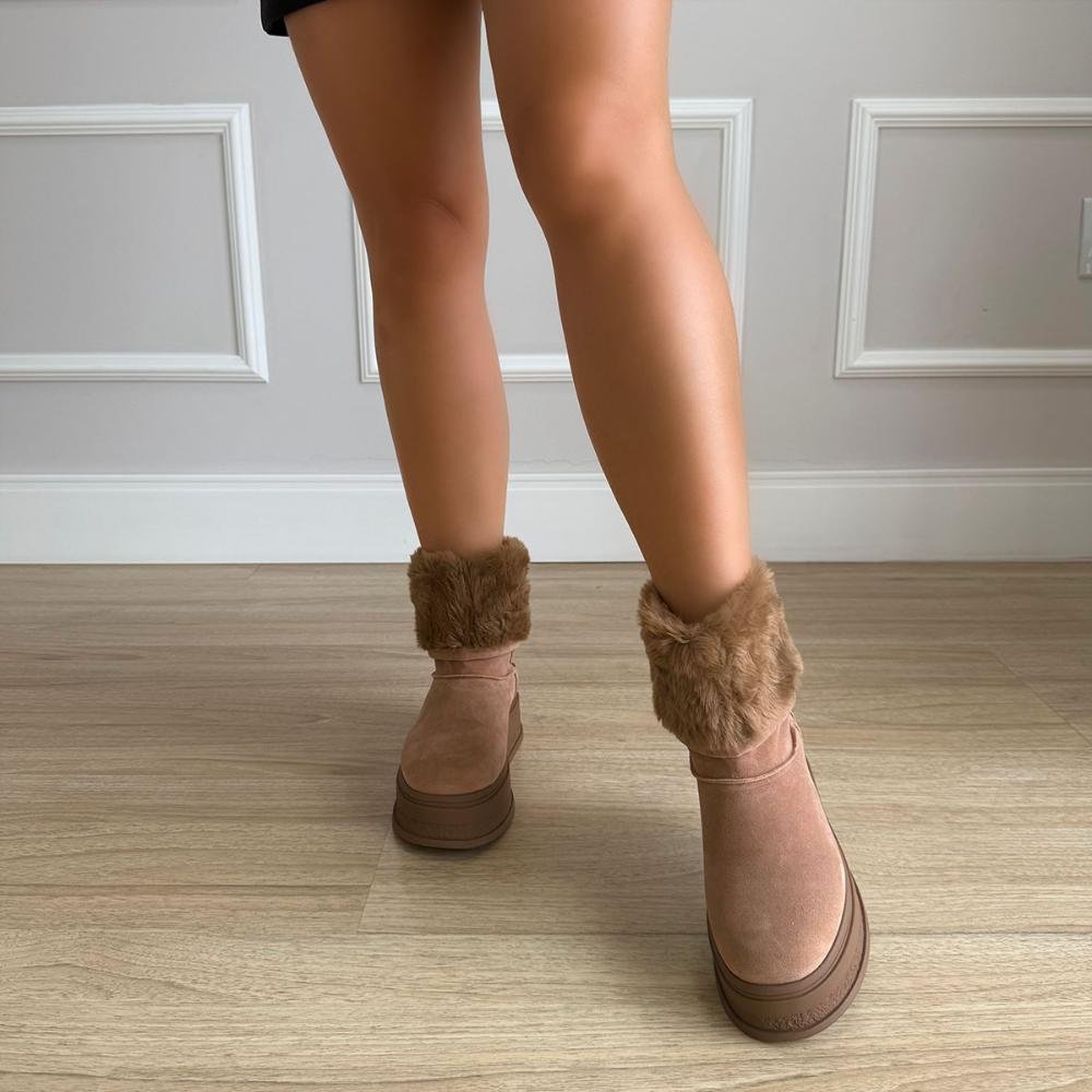 Bota de Pelos Forrada Salto Plataforma Cano Médio Bege com Pelos Bege Bege 8