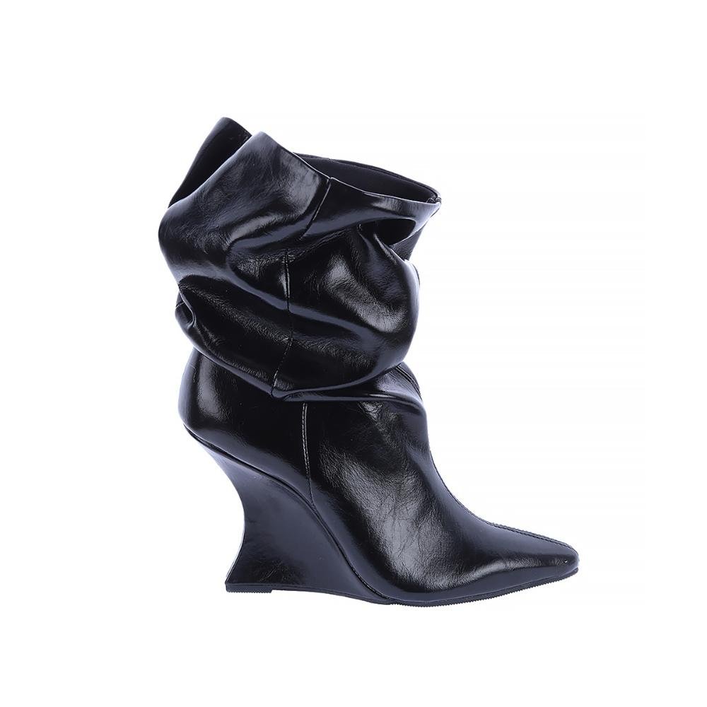 Giorgia - Bota Feminina Anabela Slouchy Cano Médio Preta