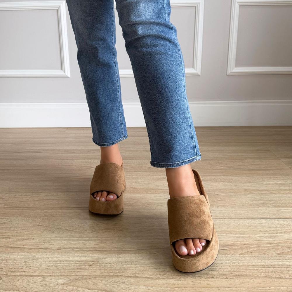 Giorgina - Tamanco Plataforma Camurça Suede Marrom Claro Bege 5