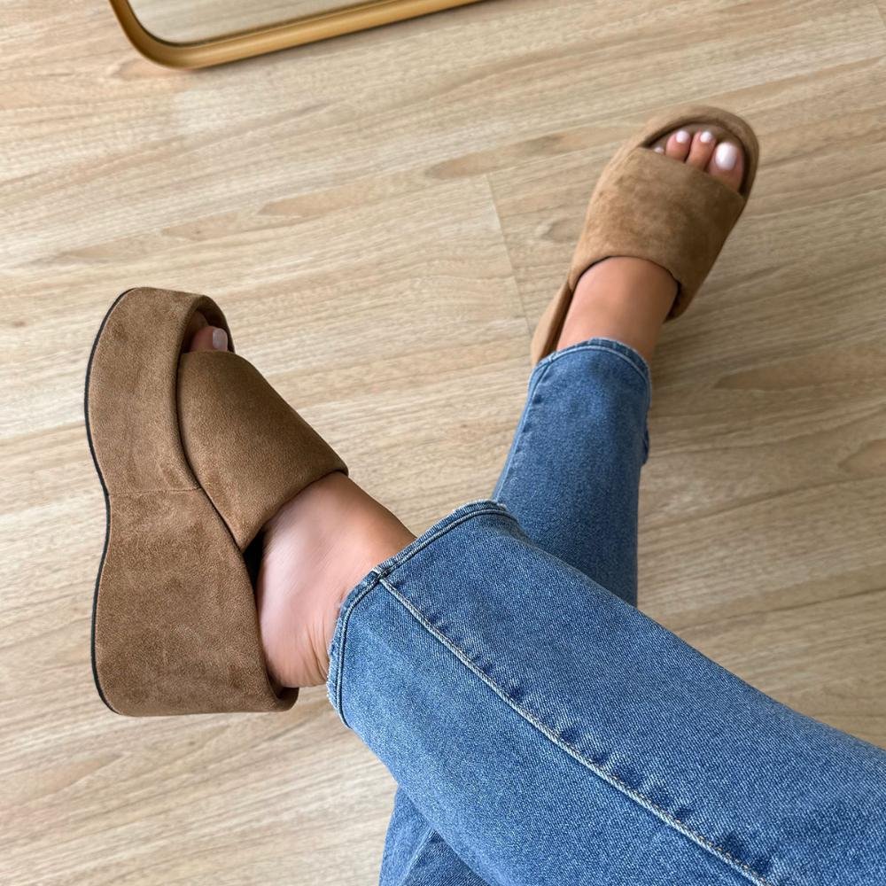 Giorgina - Tamanco Plataforma Camurça Suede Marrom Claro Bege 6