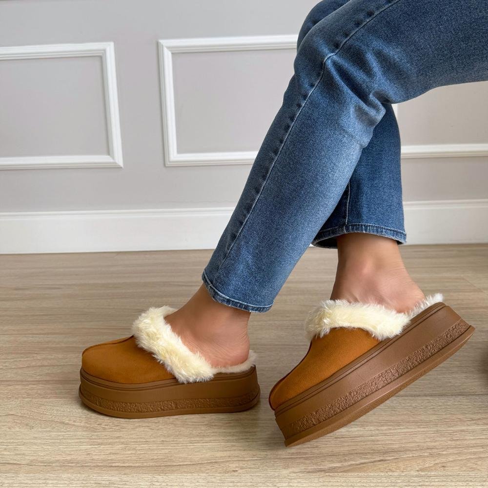 Hello - Mule Feminino Peluciado Caramelo com Pelos Caramelo 5