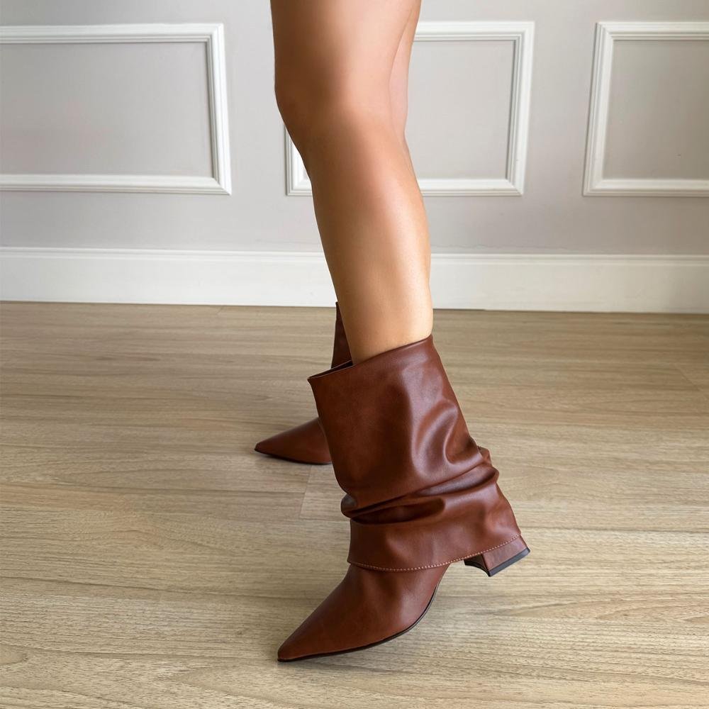 Lorena - Bota Feminina Slouchy Salto Bloco Bico Fino Caramelo Marrom 7