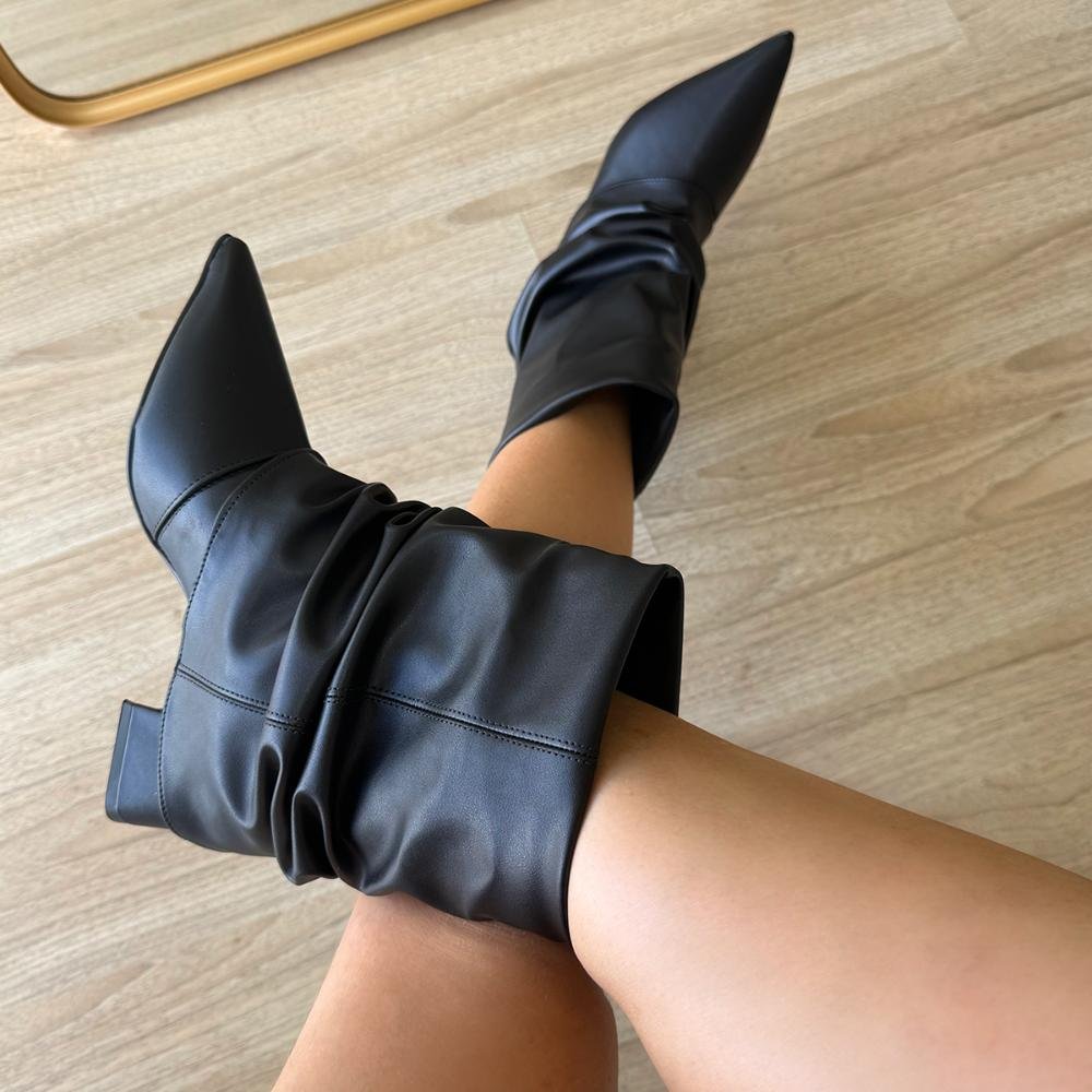 Lorena - Bota Feminina Slouchy Salto Bloco Bico Fino Preto Preto 3
