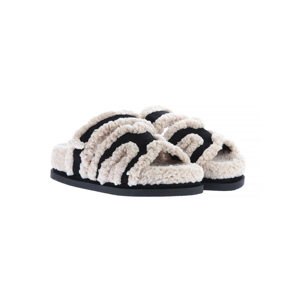 Karina - Papete Flatform com Pelos Preta Preto 2