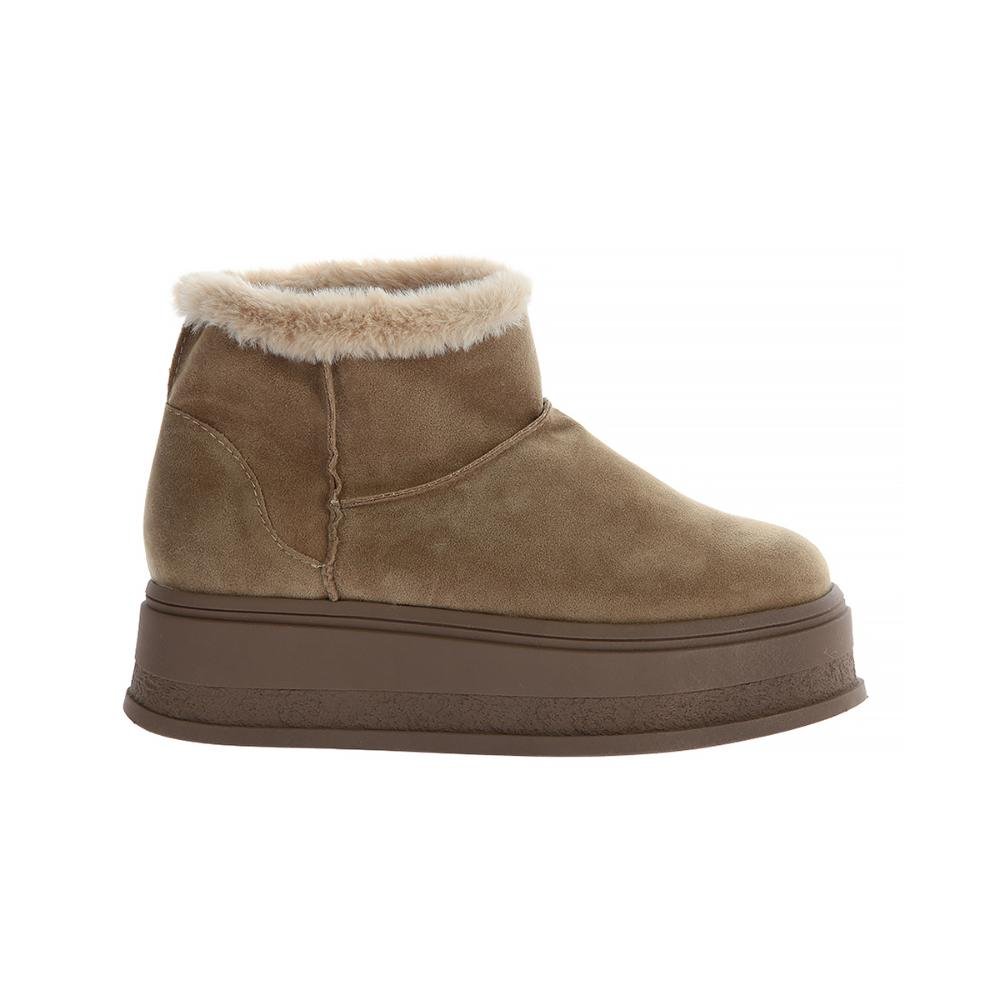 Bota de Pelos Forrada Plataforma Cano Baixo Palha