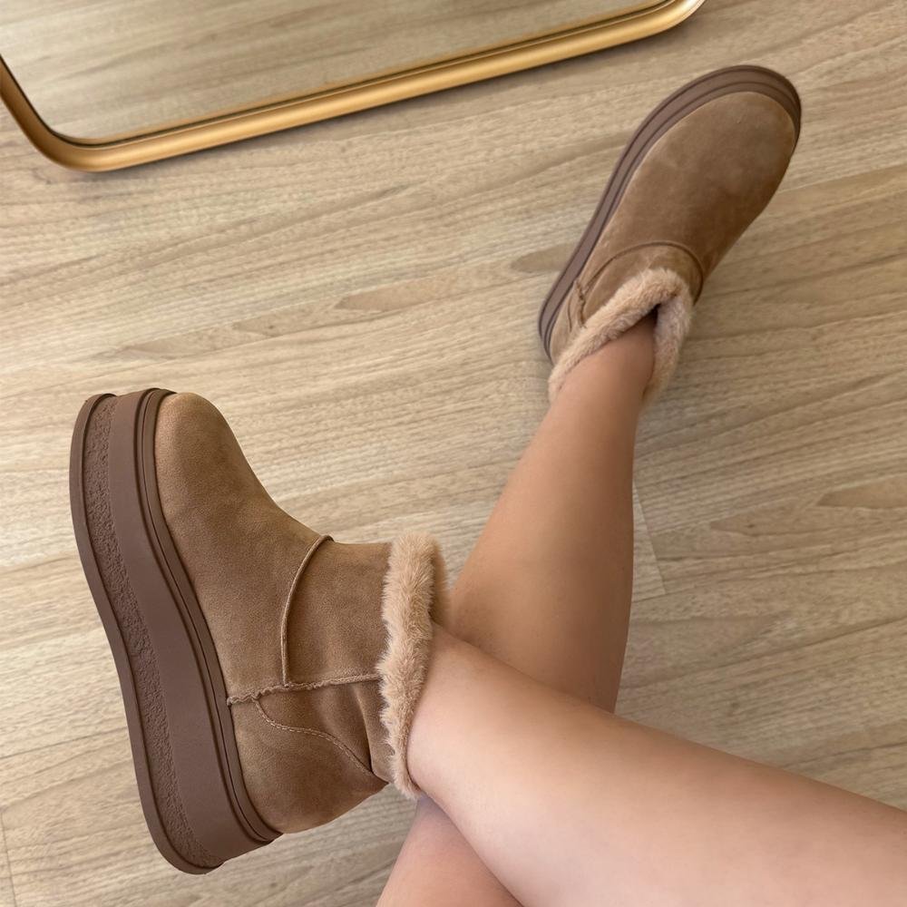 Bota de Pelos Forrada Plataforma Cano Baixo Palha Marrom 4