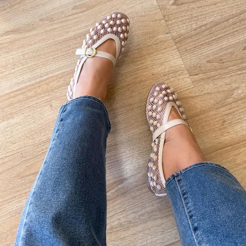 Marina - Sapatilha Damannu em Tela Off White com Aplicações e Fivela Branco 7