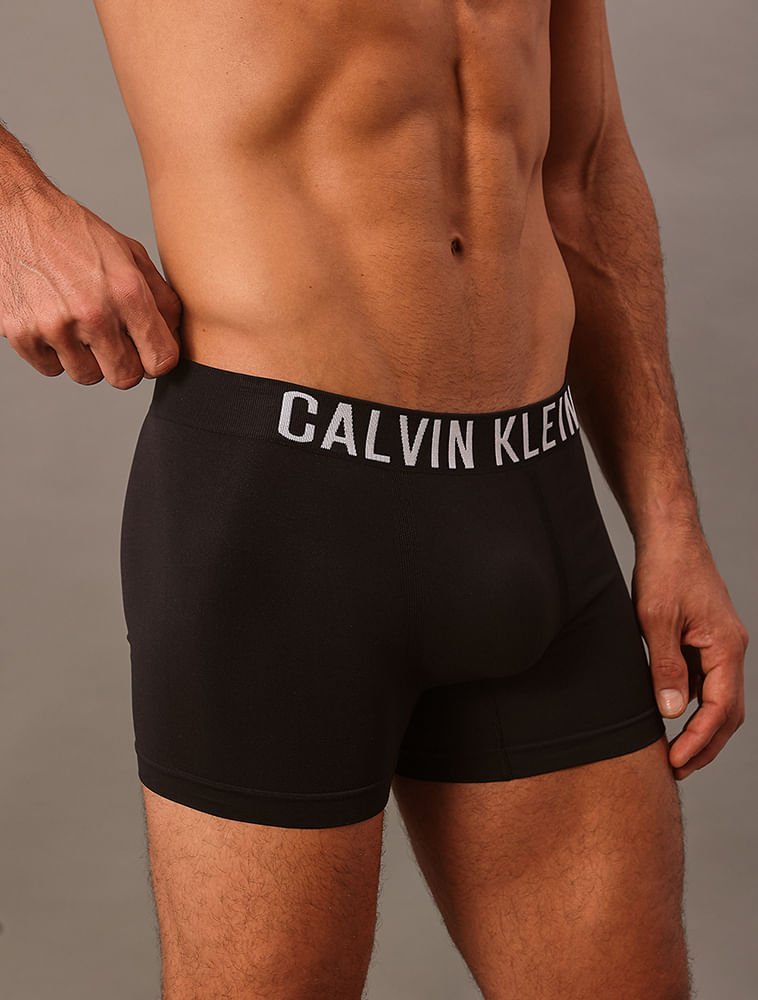 Cueca Trunk Intense Power Seamless Calvin Klein Underwear - Preto Preto 3