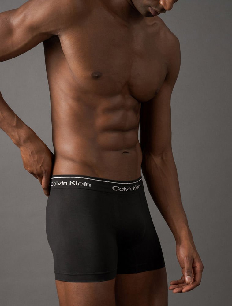 Cueca Trunk Modern Cotton Seamless Calvin Klein Underwear - Preto Preto 4
