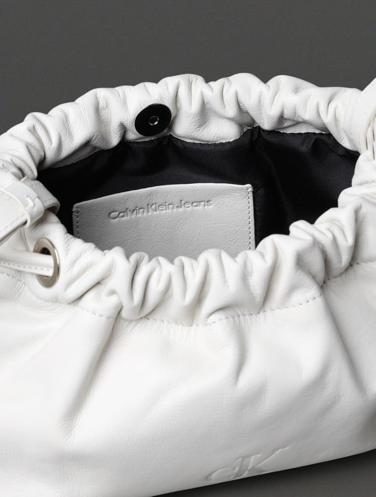 Bolsa Média Feminina Soft Calvin Klein Jeans - Off White Branco 3