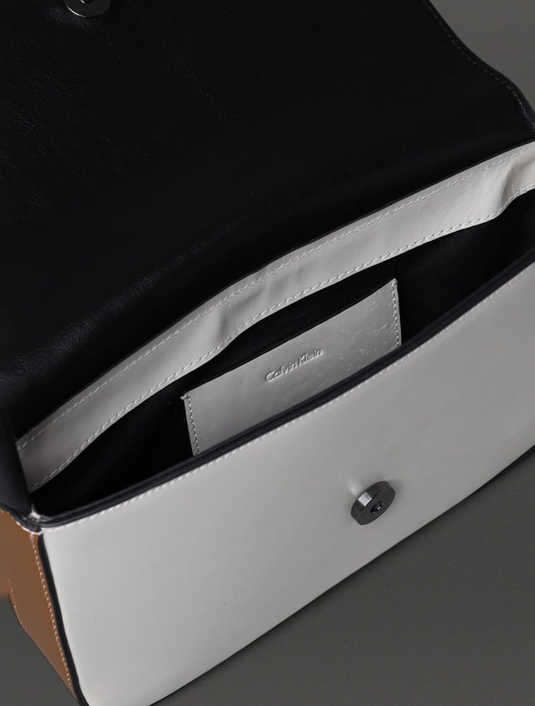Shoulder Bag Feminina Couro Contraste Calvin Klein - Off White Off White 3