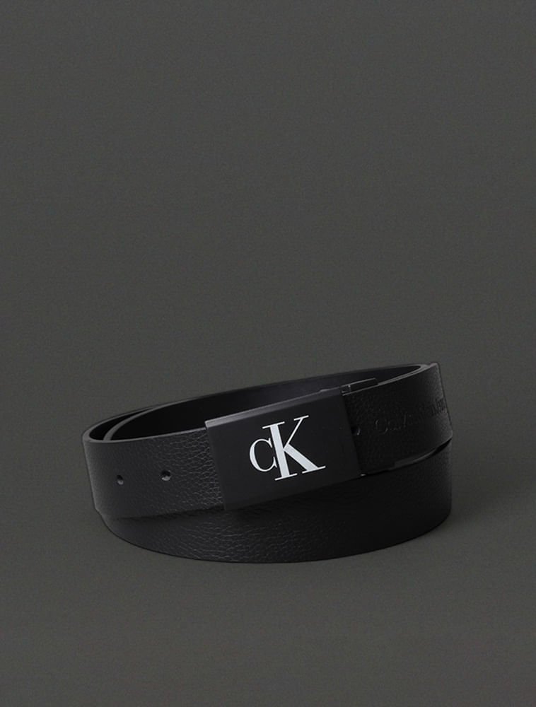 Kit Cinto Masculino e Mini Bolsa em Nylon Calvin Klein Jeans - Preto