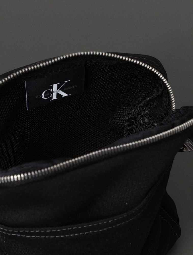 Bolsa Masculina Mini Sport Essentials Calvin Klein Jeans - Preto Preto 3