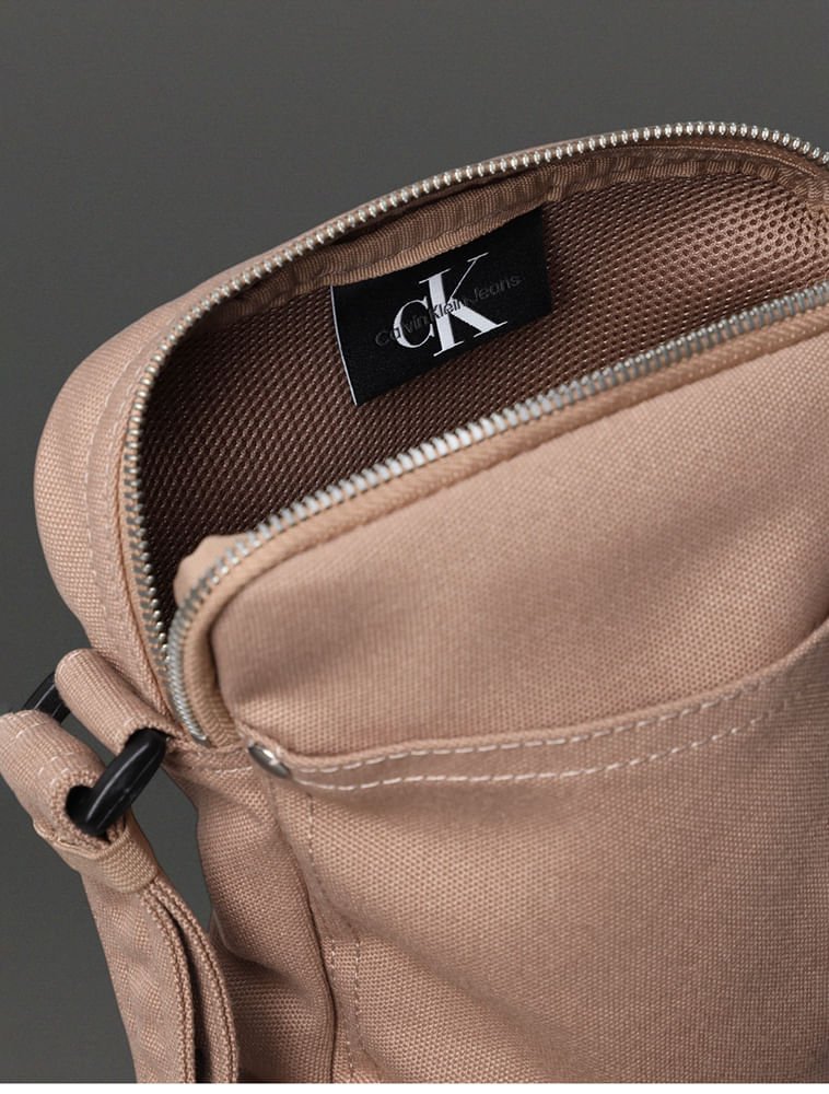 Bolsa Masculina Mini Sport Essentials Calvin Klein Jeans - Caqui Claro Caqui Claro 3