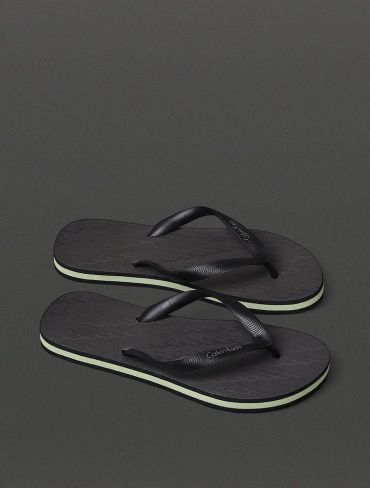 Chinelo Masculino Monograma Calvin Klein Swimwear - Preto Preto 2
